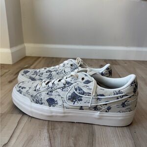 Nike SB Zoom Pogo Plus Premium Sneakers Sail/Light Carbon FQ1882-100 Size 12,5